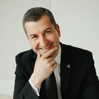 Александр Абраамян