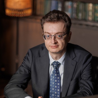 Финансовые консультации / Евгений Лавринов.